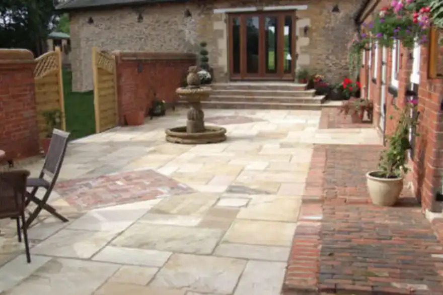 Landscapers & Landscape Gardeners