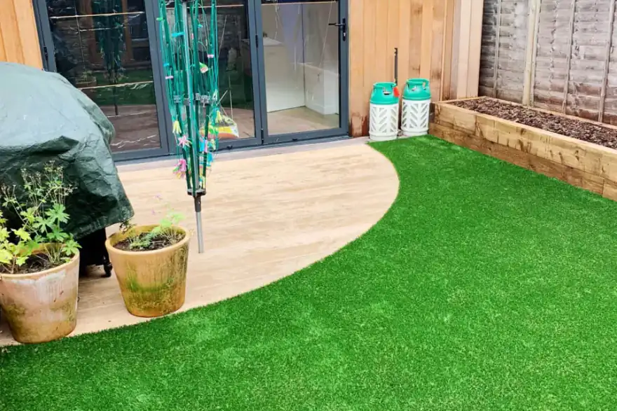 back garden with round patio