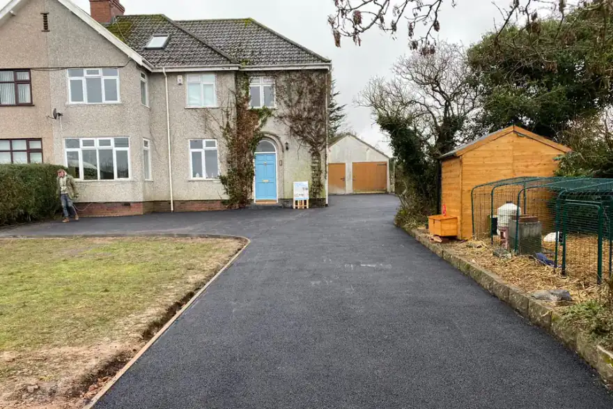 Artificial grass installation by Cambridge Resin and Stone