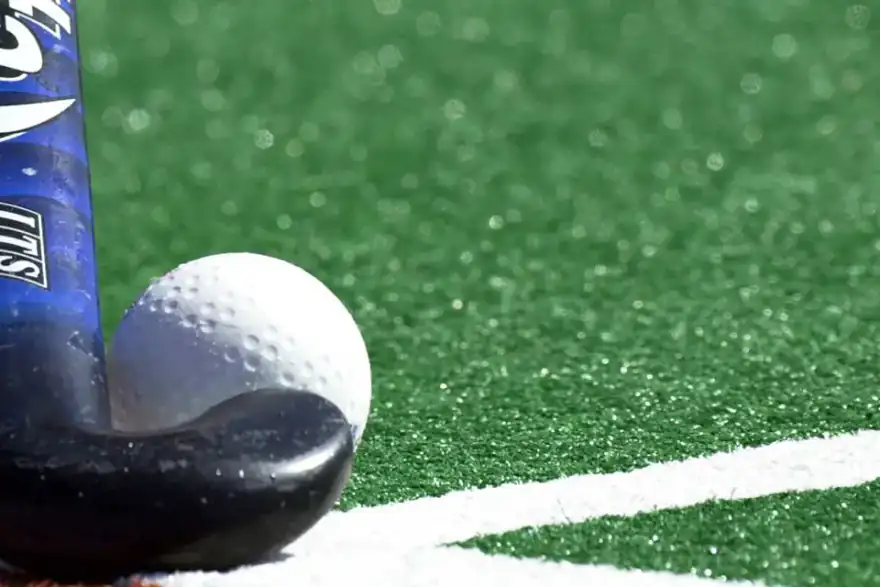 Artificial grass installation by DOE Sport
