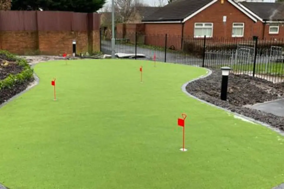 Easigrass putting green Merseyside