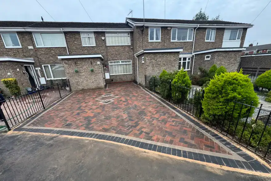 Artificial grass installation by Eastyorkshire Paving And Landscapes