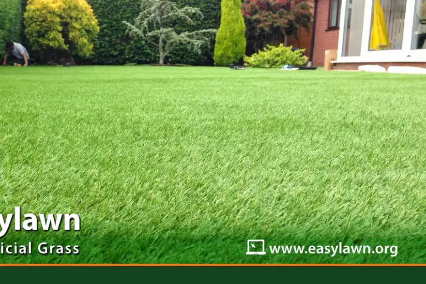 Artificial grass installation by Easylawn