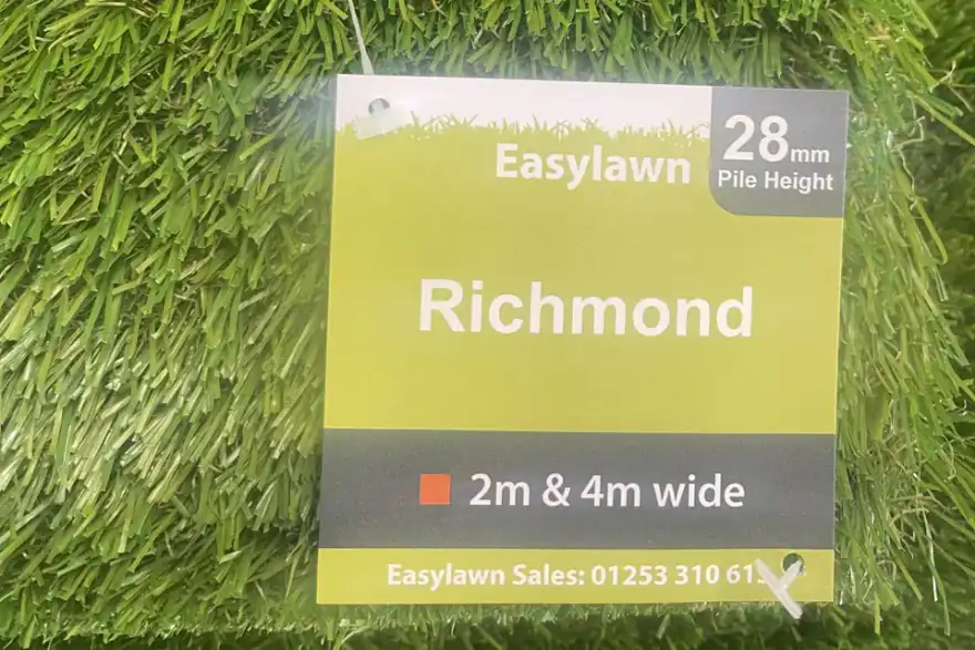 Artificial grass installation by Easylawn