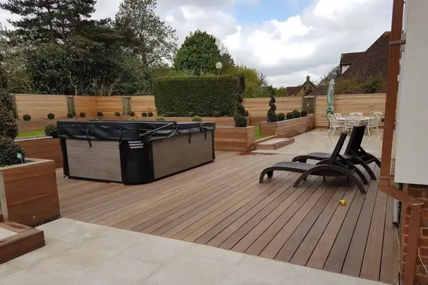 decking installation milton keynes