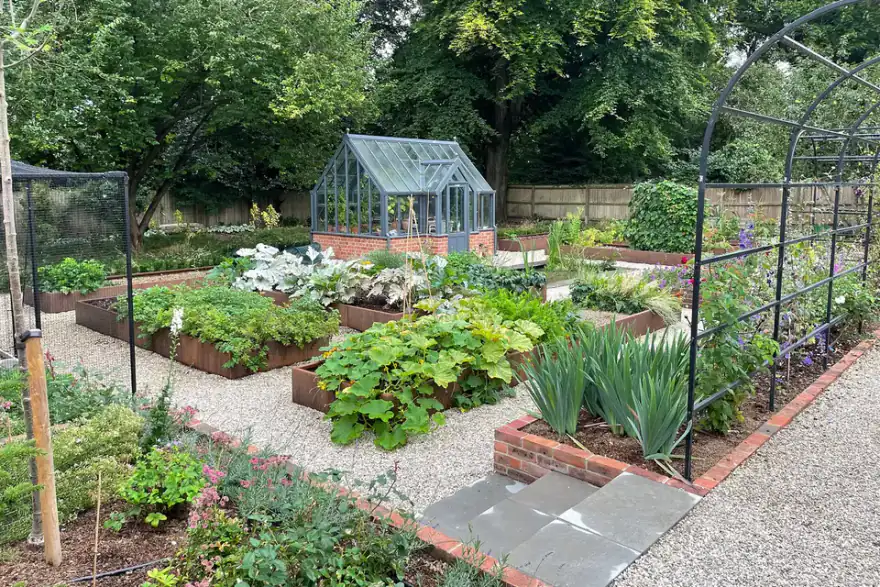 GardenPlanting2