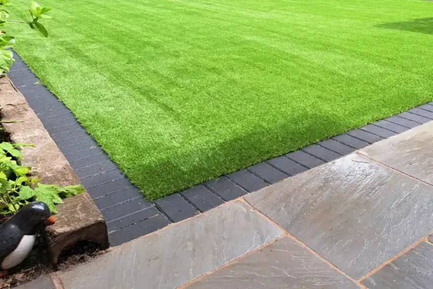 garden patio and paving