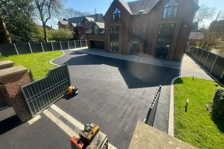 burnley tarmac driveway installations