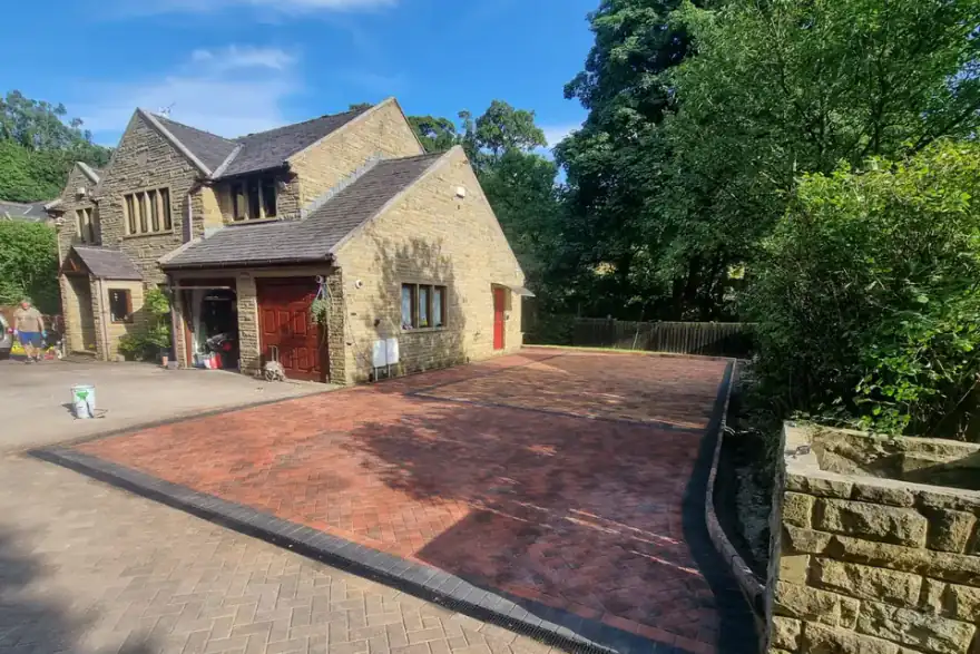 Artificial grass installation by Meadow Drives