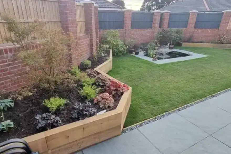 Landscaper Nottingham 29 Xlarge