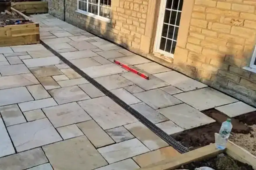 Landscaper Nottingham 24 Xlarge