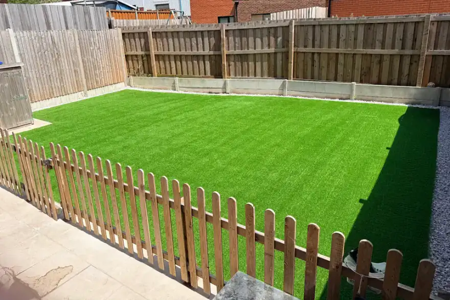 Artificial grass installation by Pimcoagl