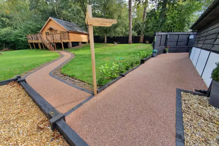 Resin-Driveway-v2-Sunshine-Garden-Services-Christchurch-Bournemouth-Dorset